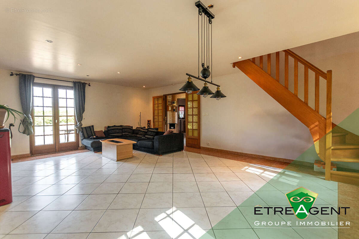 Maison SAINTE-MARTHE - 108 m² - 3 chambres - photo 6