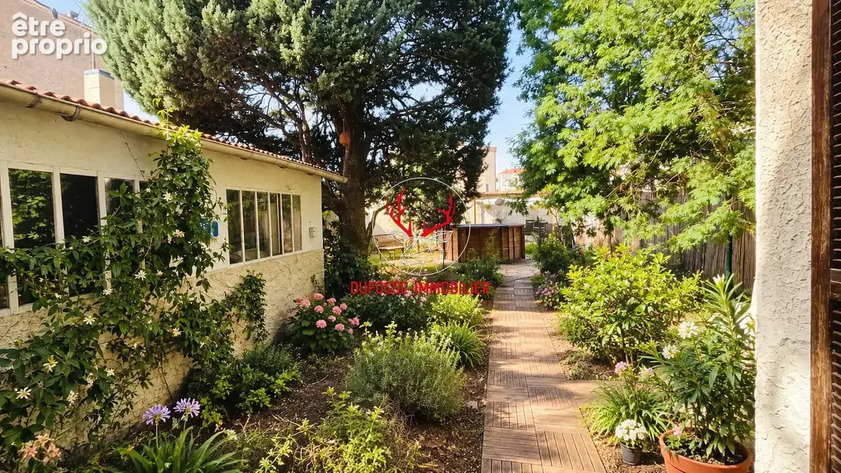 Maison de charme 152m² avec jardin et dépendances - Vénissieux Moulin à Vent - photo 4