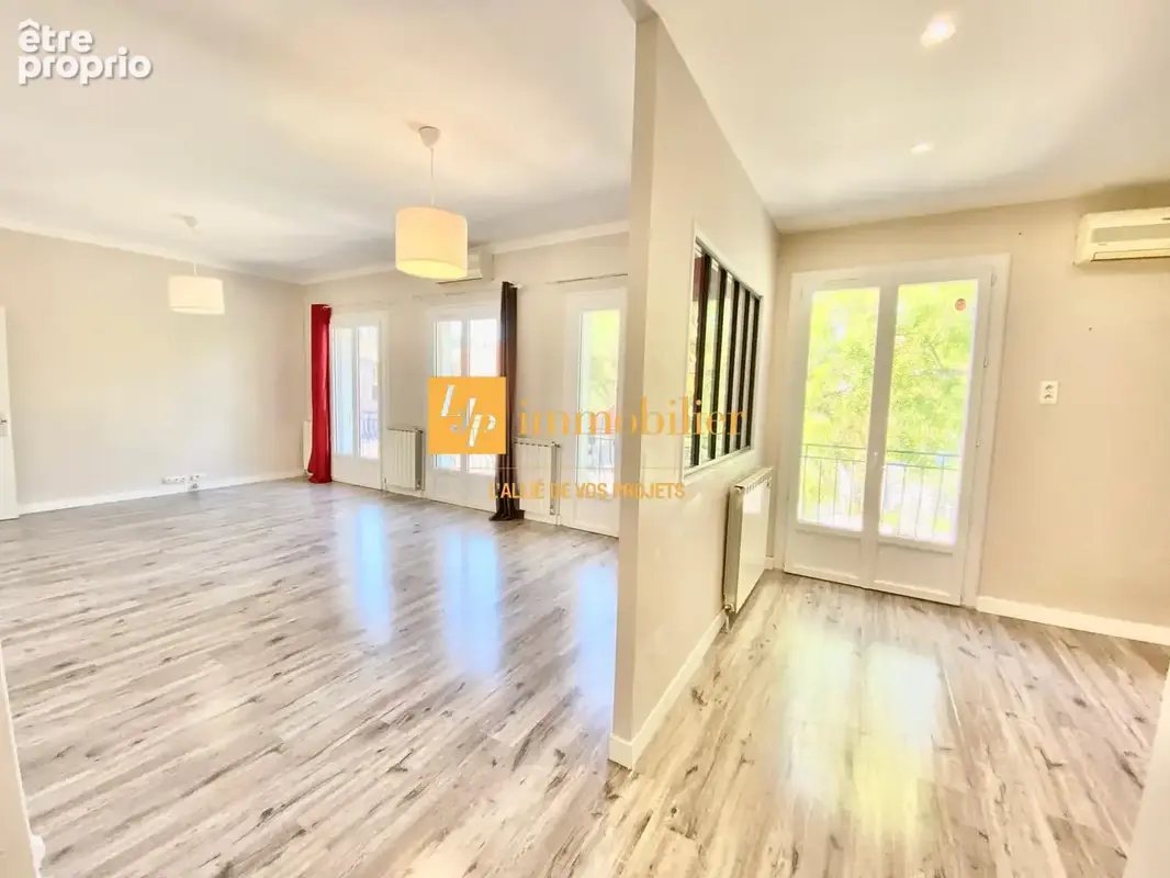 Maison 5 pièces 330 m² à vendre à Gignac (34150) - photo 3