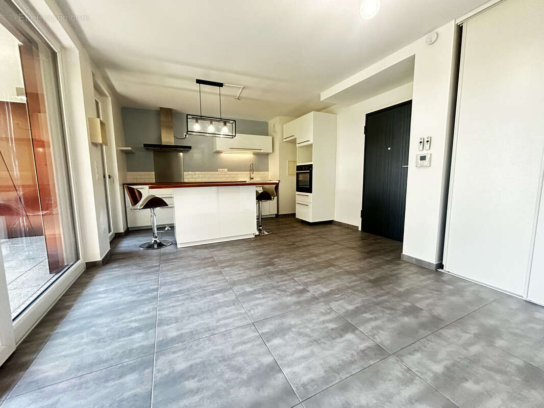 Spécial investisseur - 2 pièces - double garage - photo 19