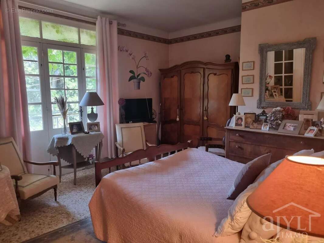 Appartement à EYRAGUES