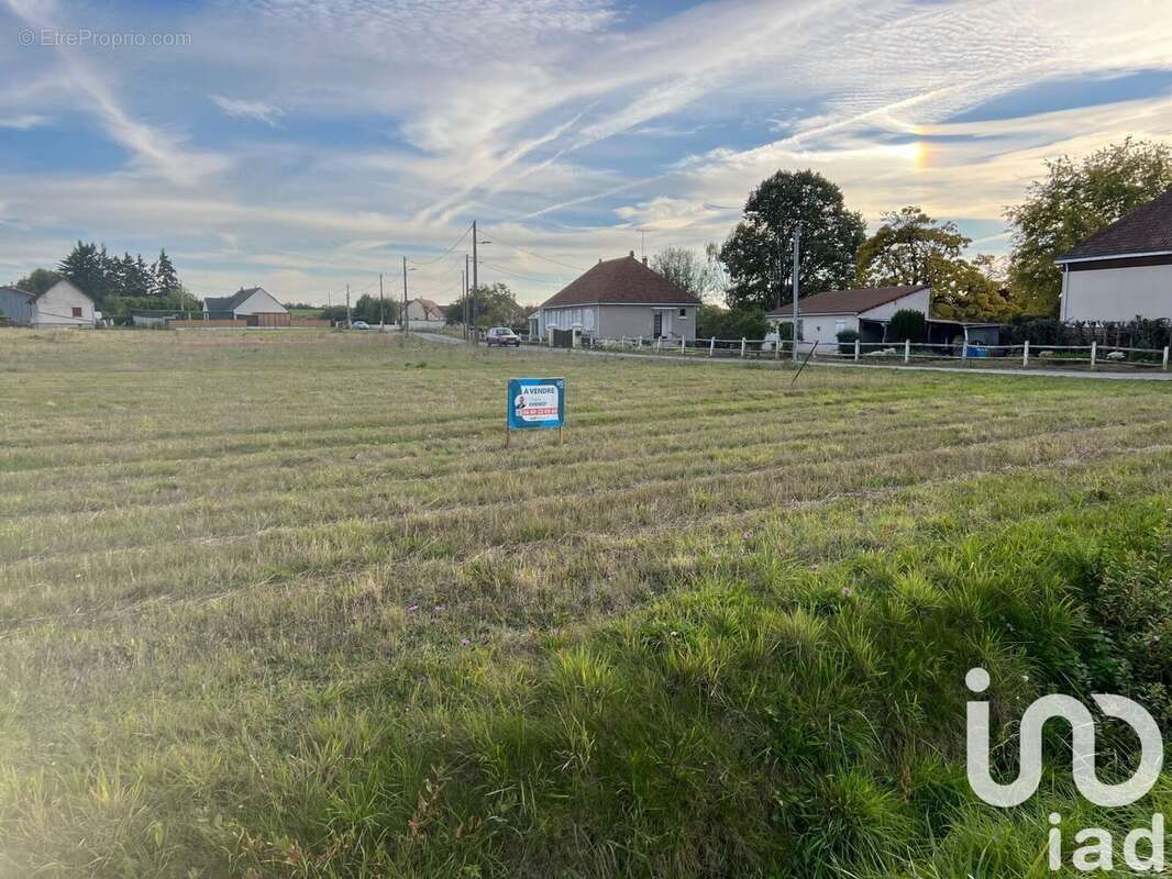 Photo 2 - Terrain à CHABRIS