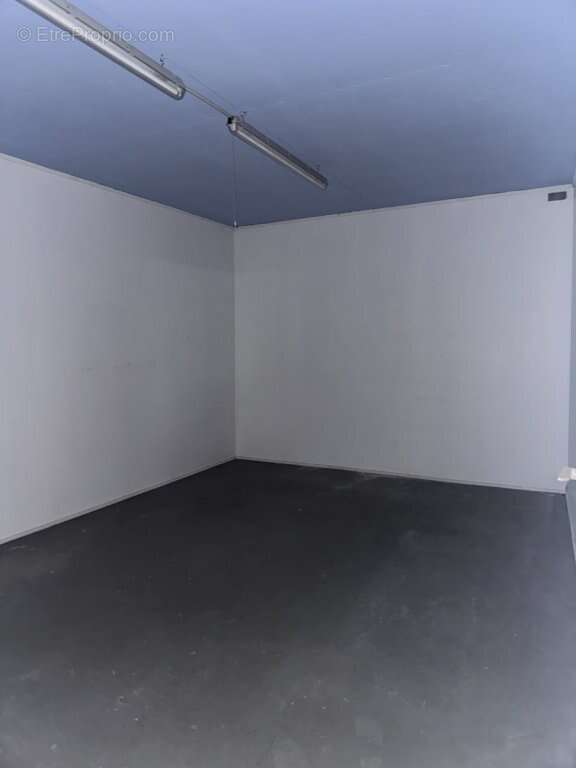 13 parkings boxes / les bureaux de la colinne - photo 6