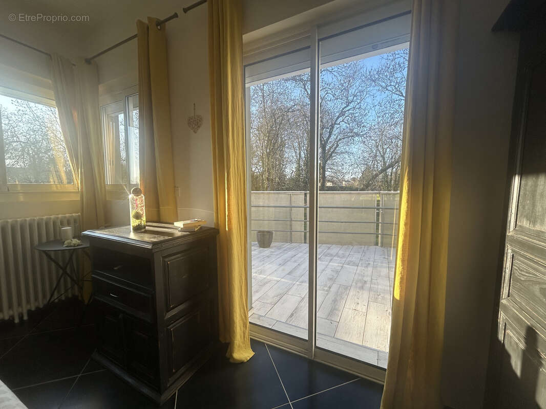 Appartement à SAINTES