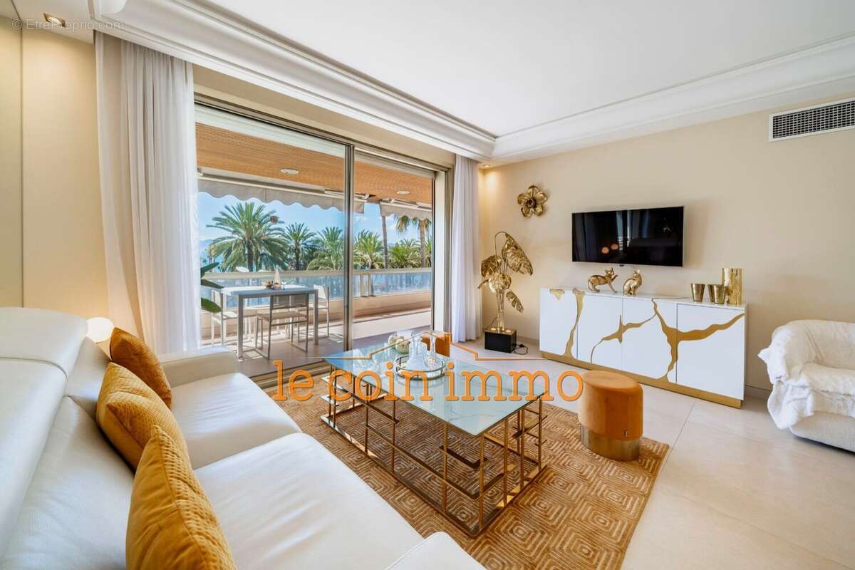 Appartement à CANNES