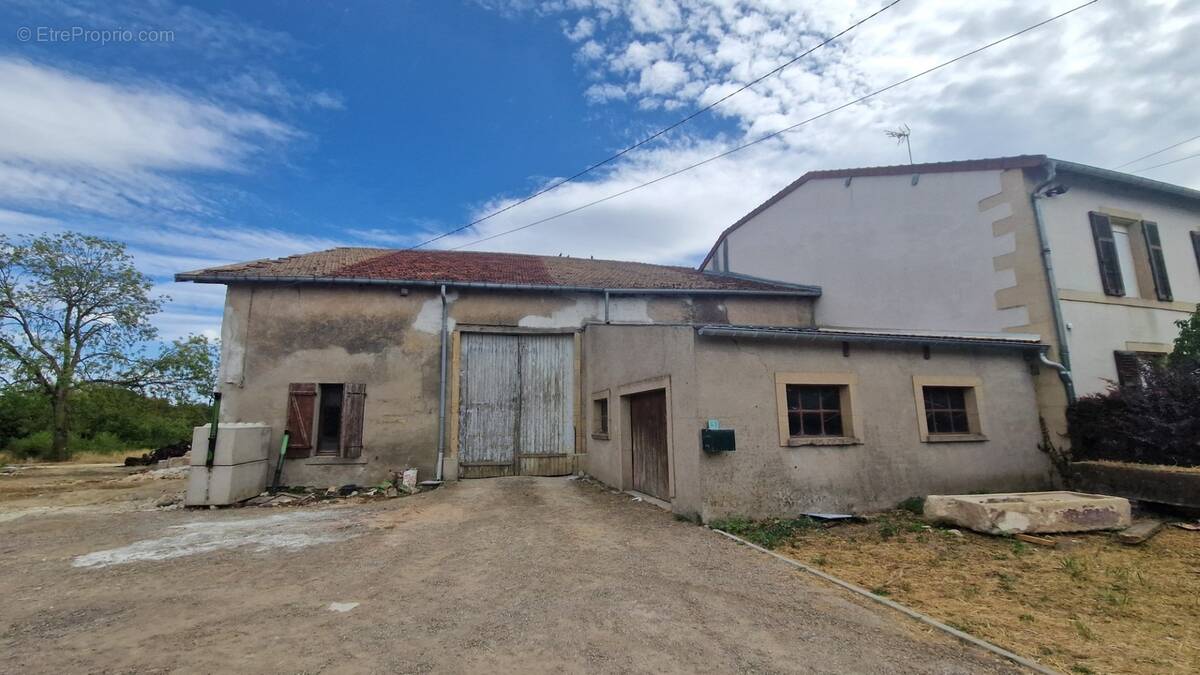 Maison à JONVILLE-EN-WOEVRE