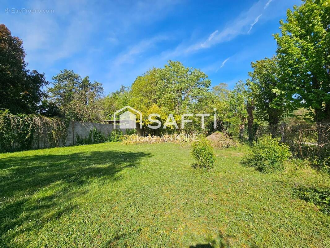 Photo 1 - Terrain à MORET-SUR-LOING