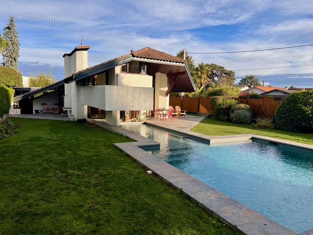 Maison à ODOS