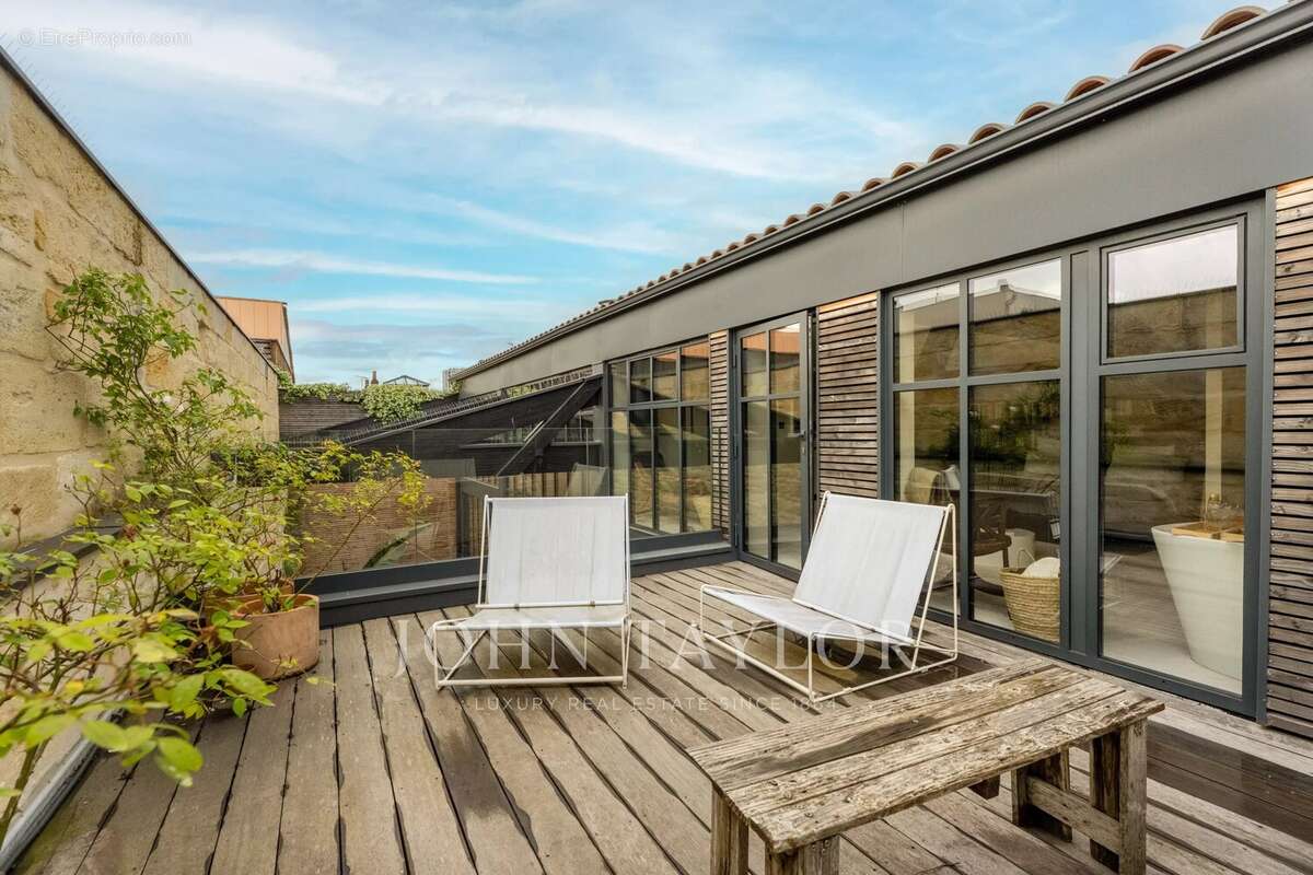 Appartement à BORDEAUX