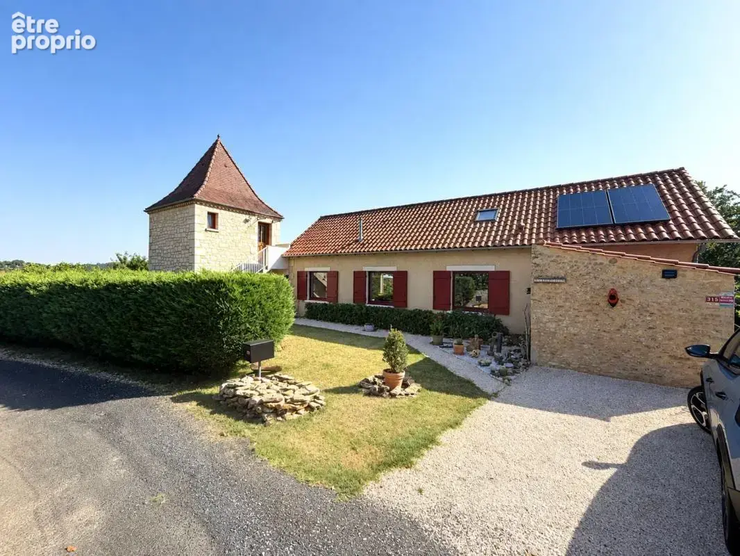 Maison rénovée avec tour, piscine et 5 400 m² de terrain – Le Buisson-de-Cadouin - photo 4