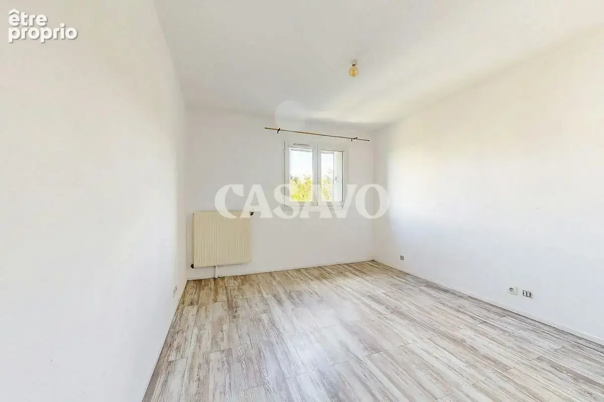 Vente Appartement 4 pièces de 73m² - 77000 Melun - photo 10