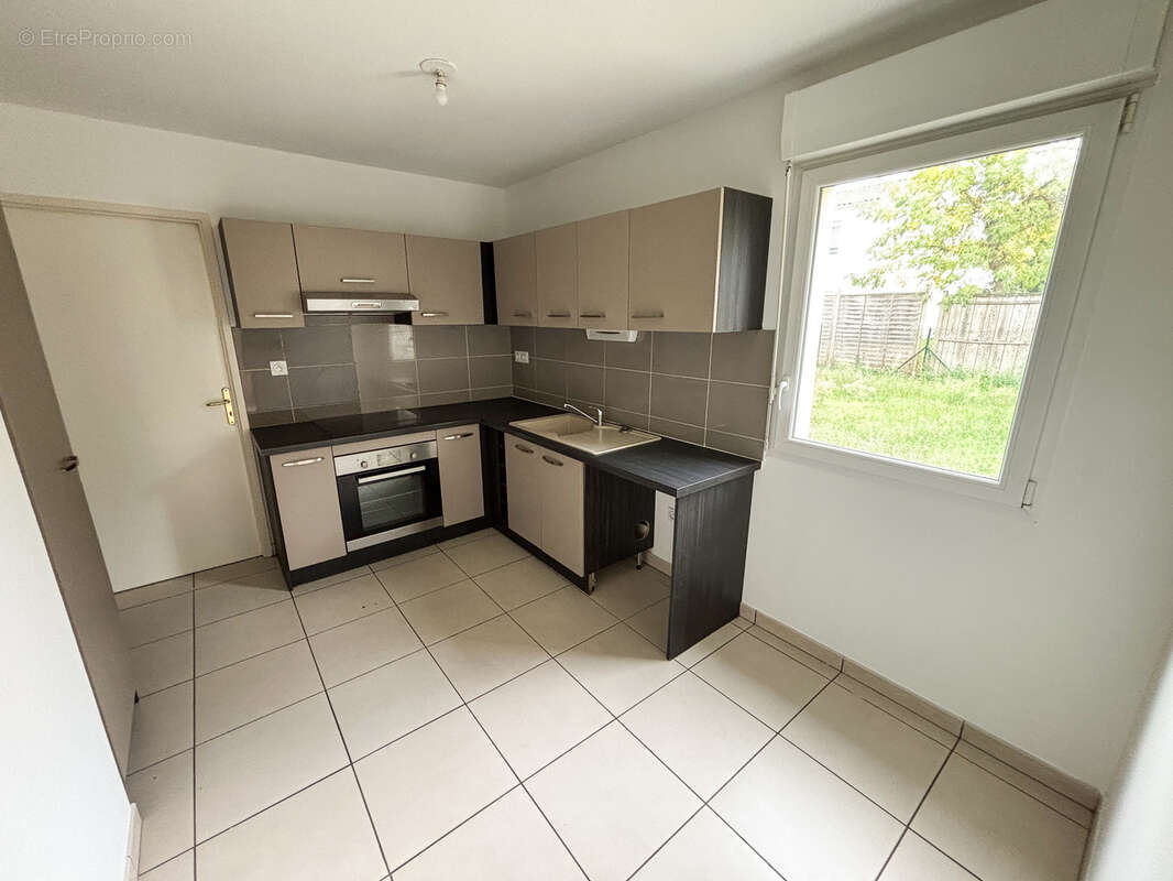 Maison à VILLENAVE-D&#039;ORNON