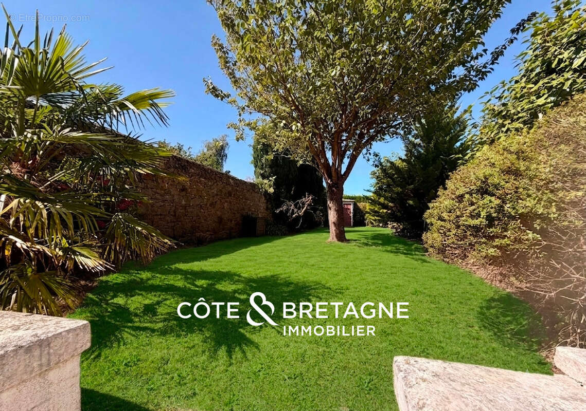 Maison bourgeoise de caractere à vendre à saint-brieuc avec jardin clos  réf : 2026143 - photo 17