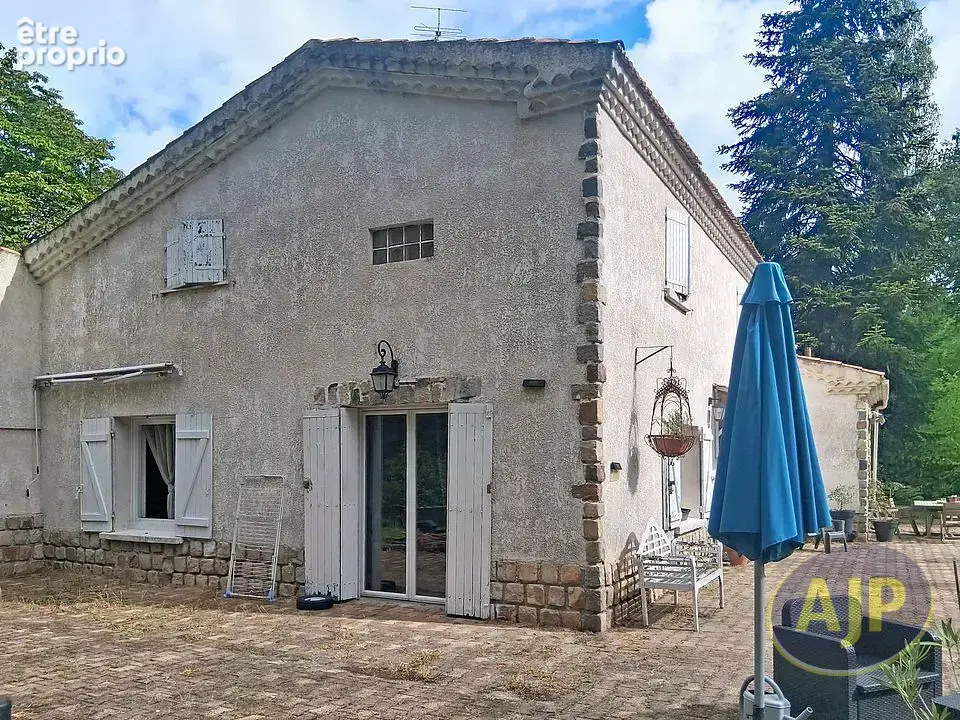 Maison dans un parc / forêt - photo 8