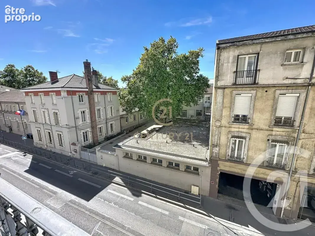 Appartement 2 pièces 45 m² à vendre à Villeurbanne (69100) - photo 9