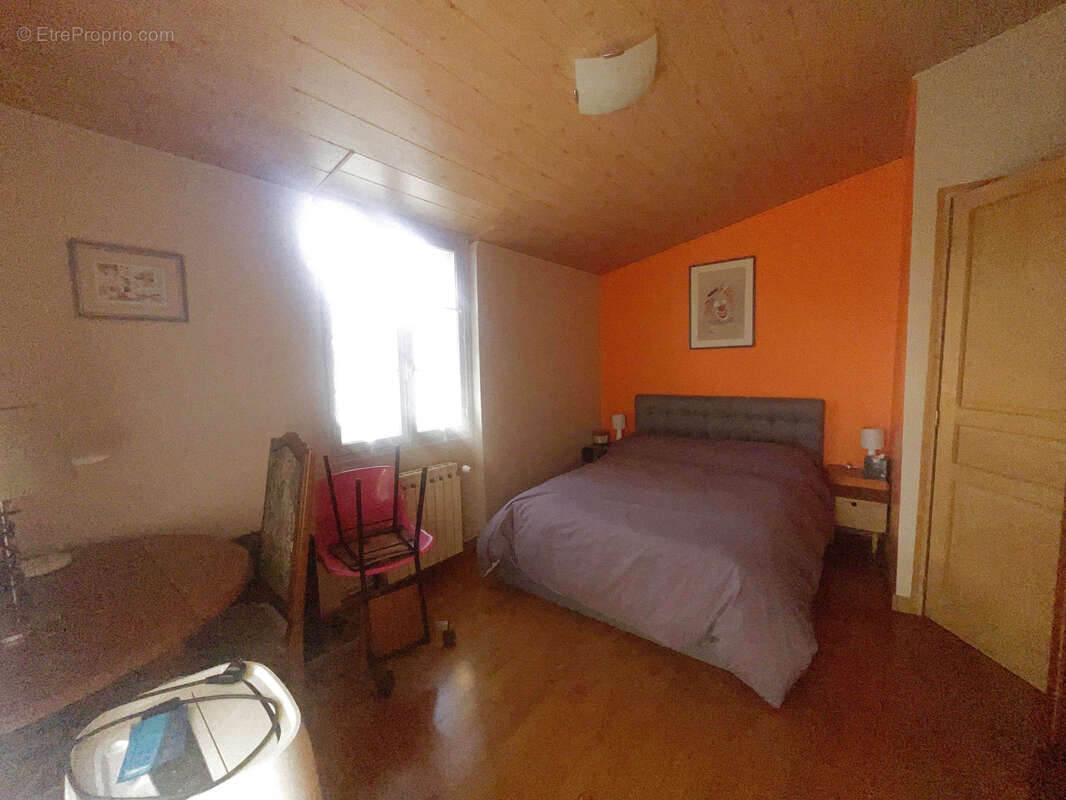 Maison à LAROQUE
