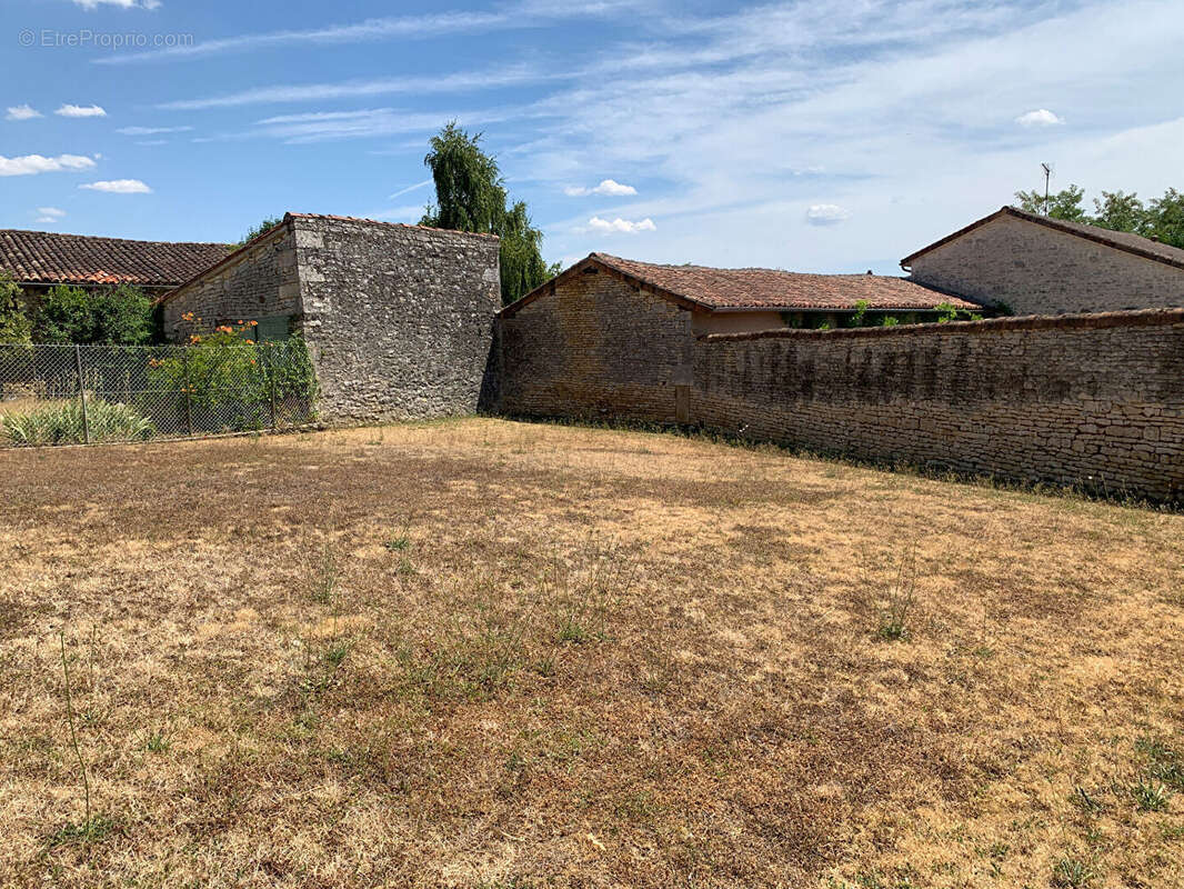 CHARENTE, Proche Verteuil-sur-charente, Maison A Vendre - photo 15