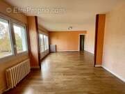 Appartement à SAINT-ASTIER