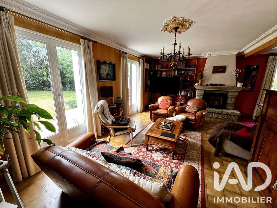 Maison 127 m² à Quemper-Guezennec  - photo 6