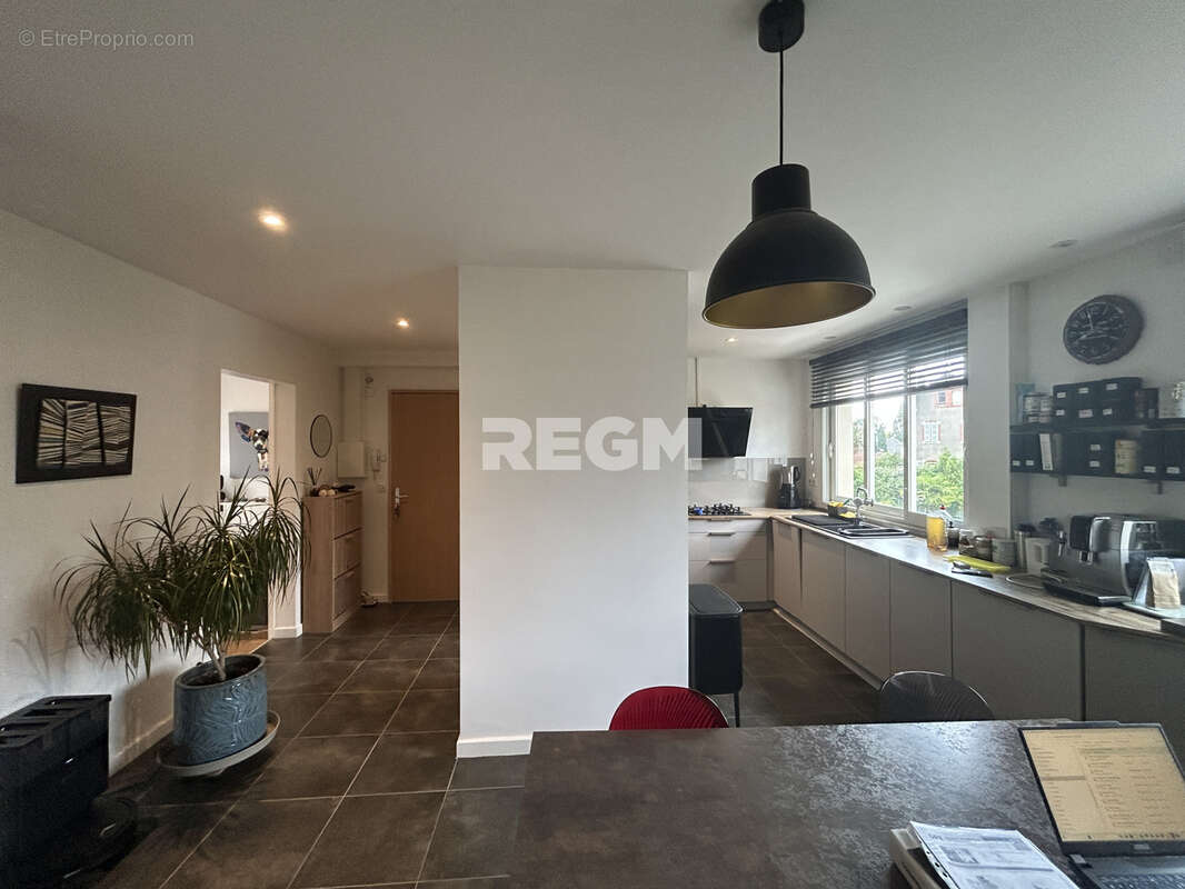 Appartement à BILLERE