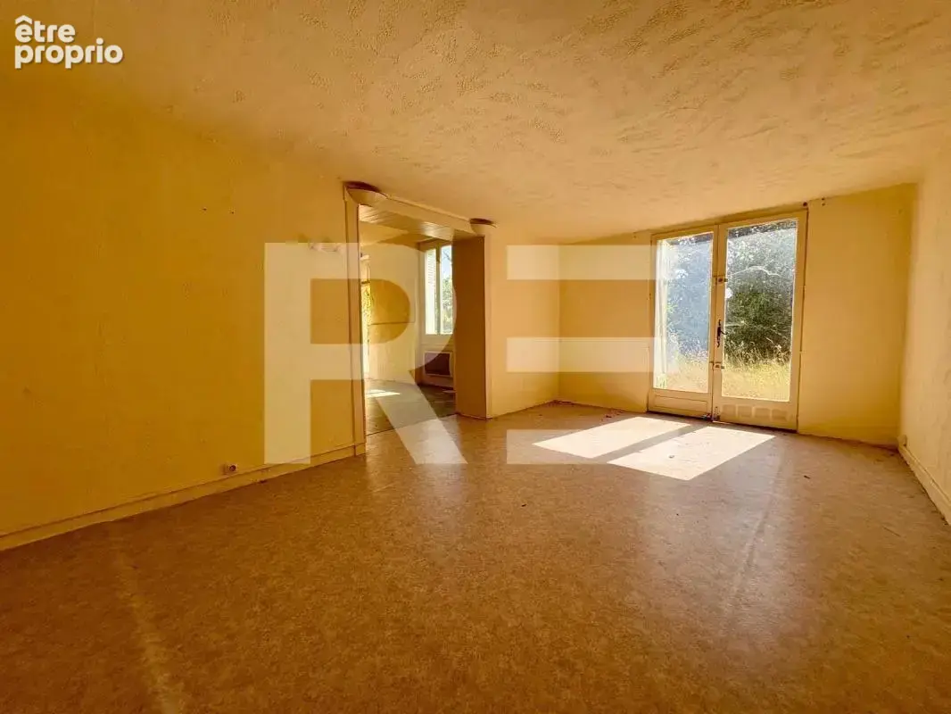 Bagnols-sur-ceze - villa 3 chambres sur 1200m2 de terrain - fort potentiel - photo 4