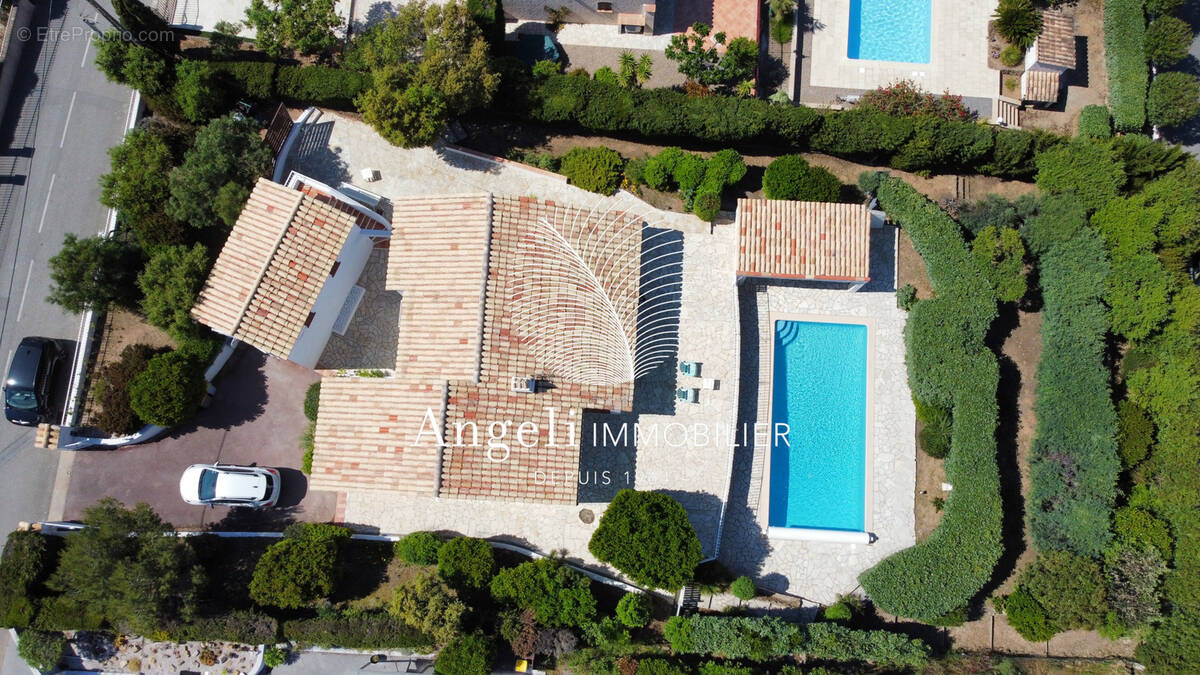 Maison à FREJUS