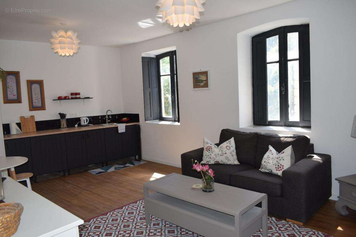 Maison à AXAT
