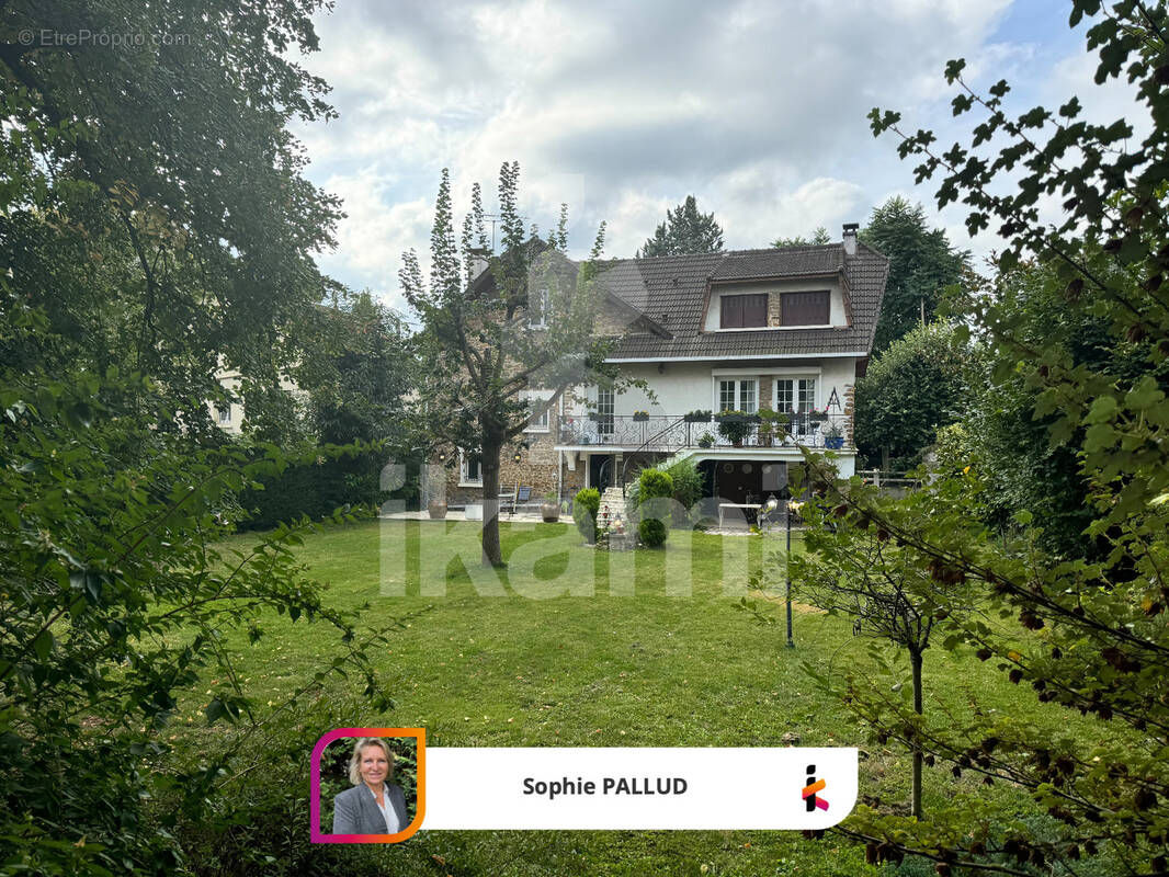 Maison à AULNAY-SOUS-BOIS