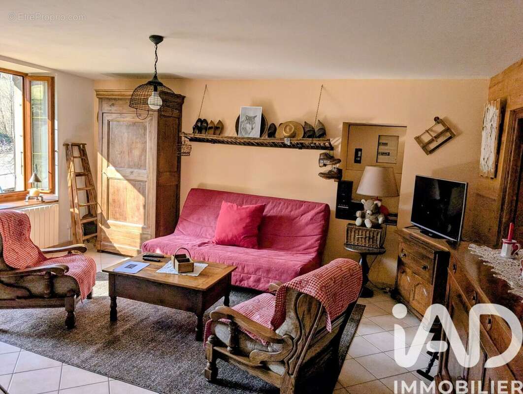 Photo 9 - Maison à CHATEAU-BERNARD