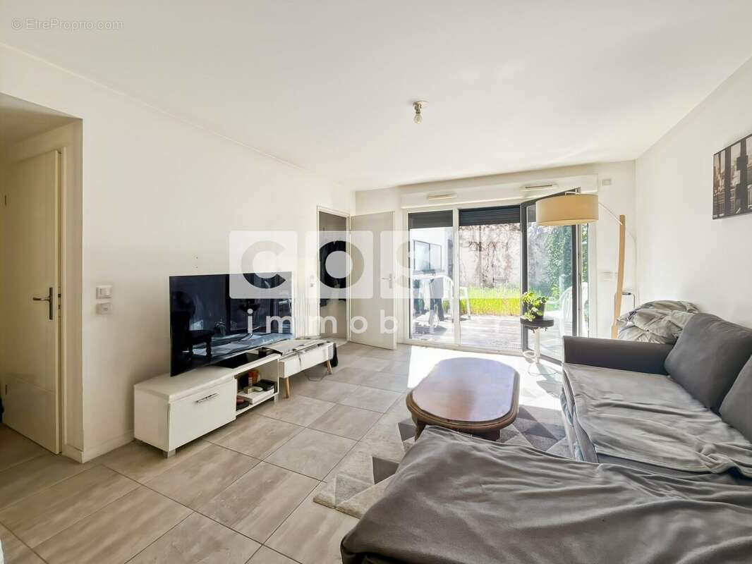 Appartement à BOIS-COLOMBES