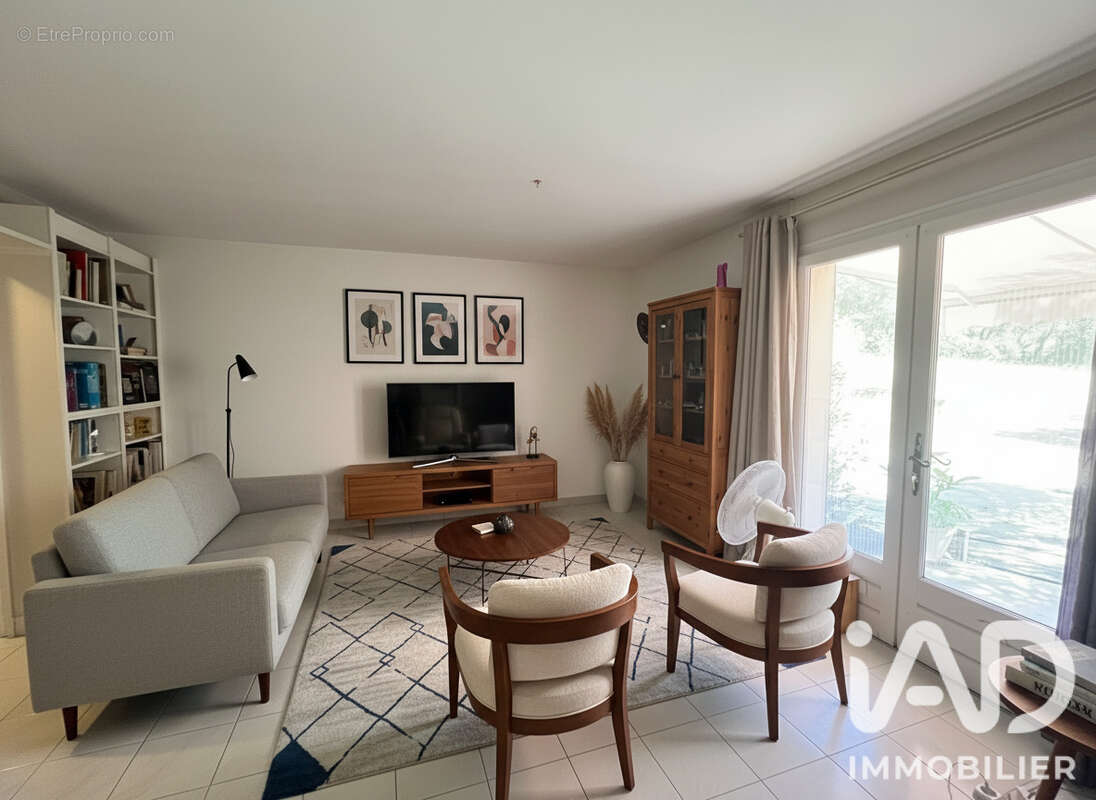 Maison 165 m² à Bagnols-Sur-Ceze  - photo 6