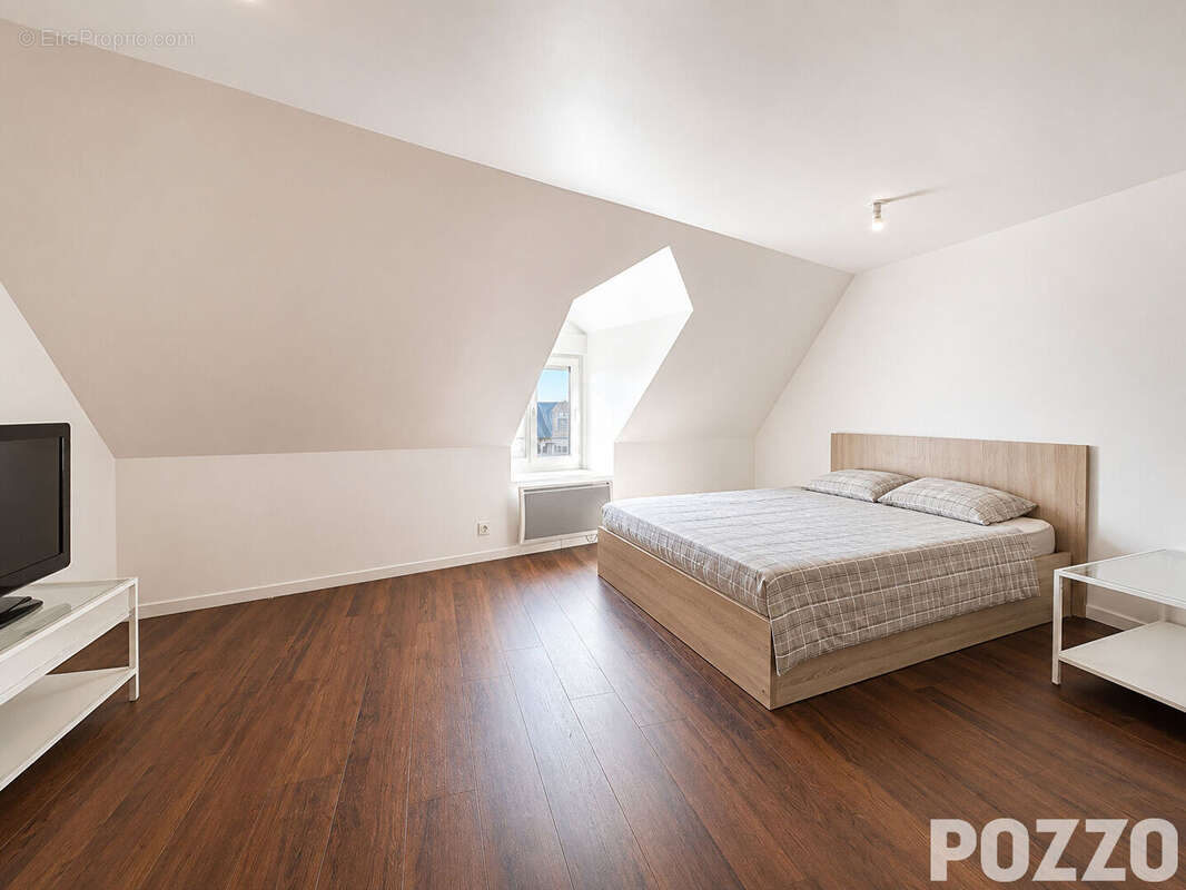 A VENDRE - T5 - 114m²  - Centre-ville de GRANVILLE (50400) - photo 13