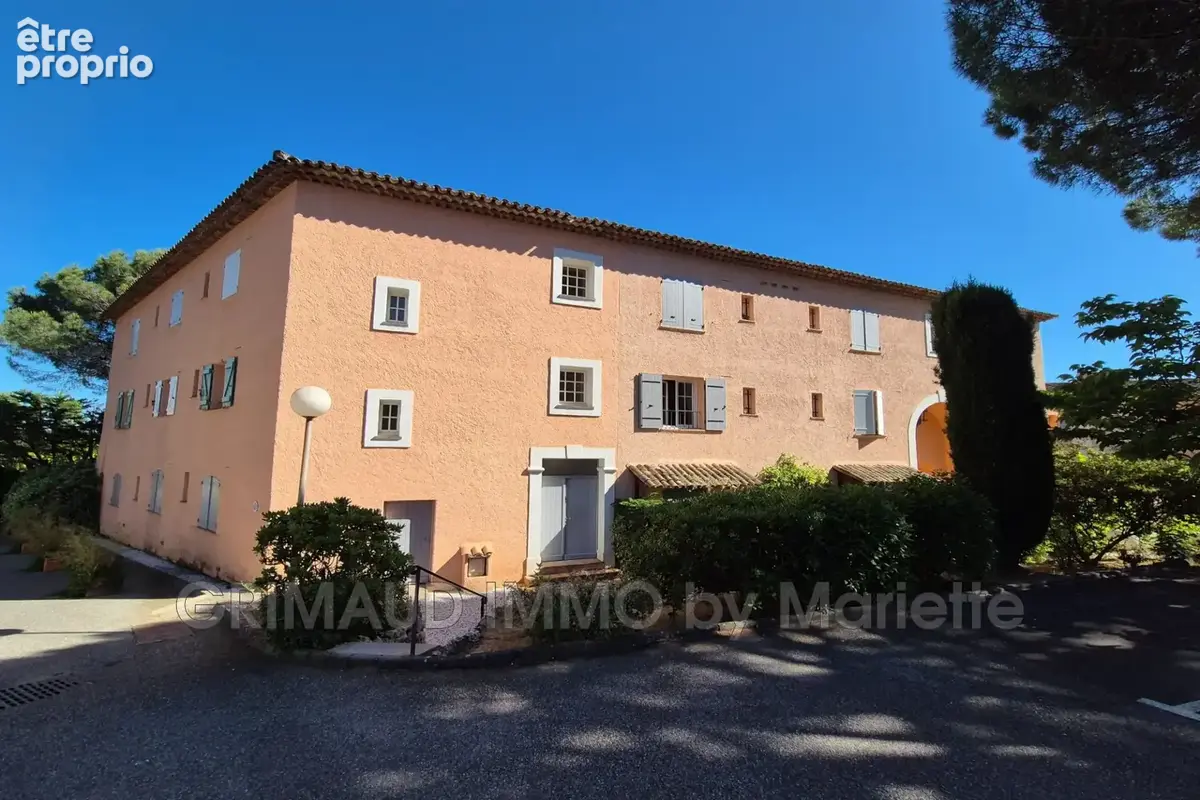 Appartement 2 pièces 52 m² à vendre à Grimaud (83310) - photo 2