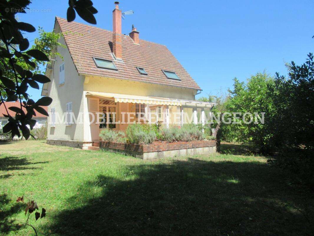 Maison à SALBRIS