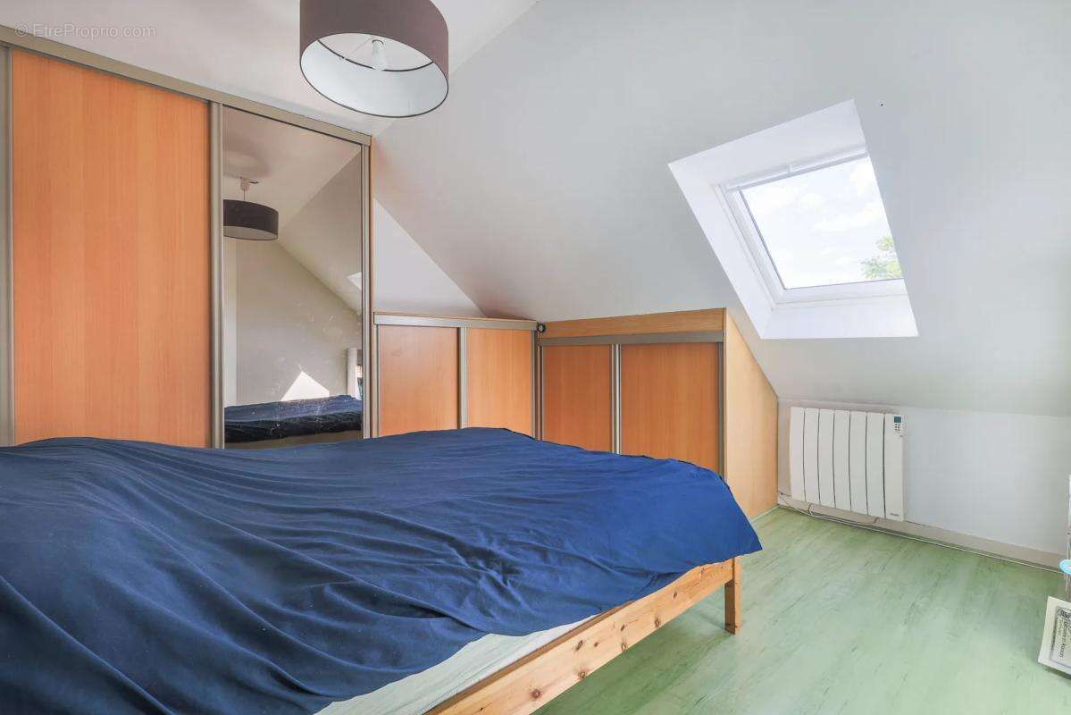 Appartement à SAULX-LES-CHARTREUX