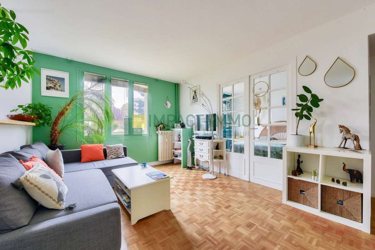 Appartement à CLICHY