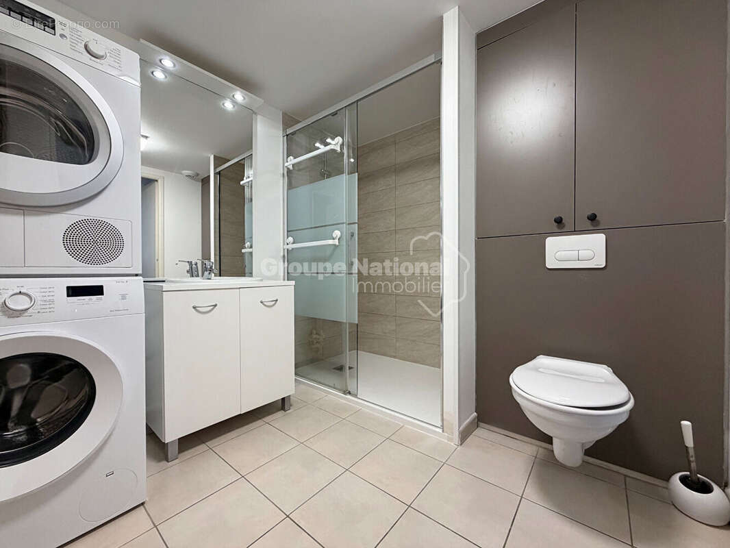 Appartement à CHATEAUNEUF-LES-MARTIGUES