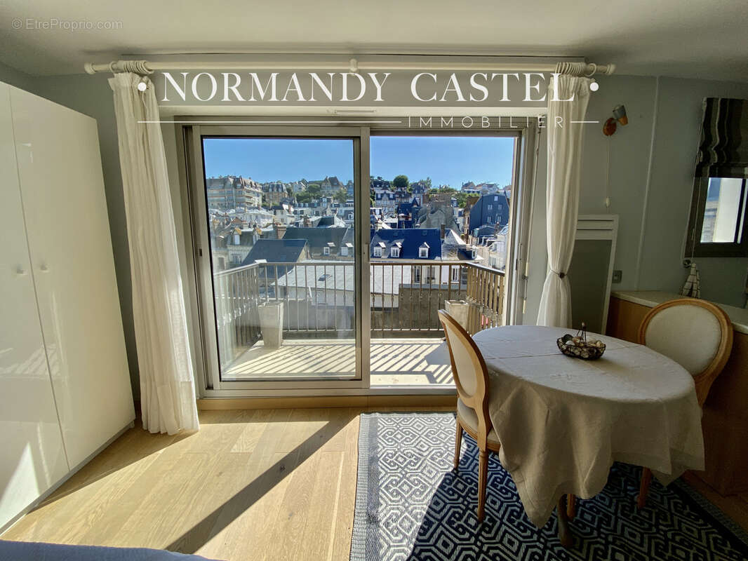 Appartement à TROUVILLE-SUR-MER