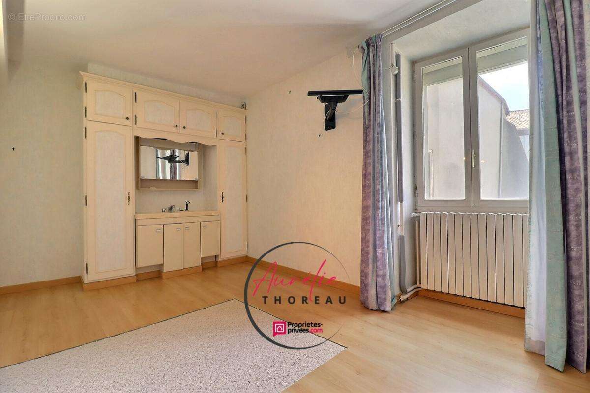 Maison, grange, dépendances, 5 chambres - photo 13