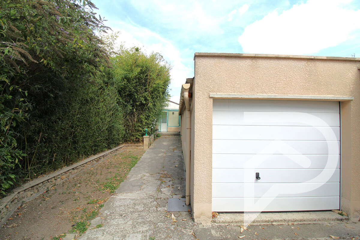 Maison à GRANDFRESNOY