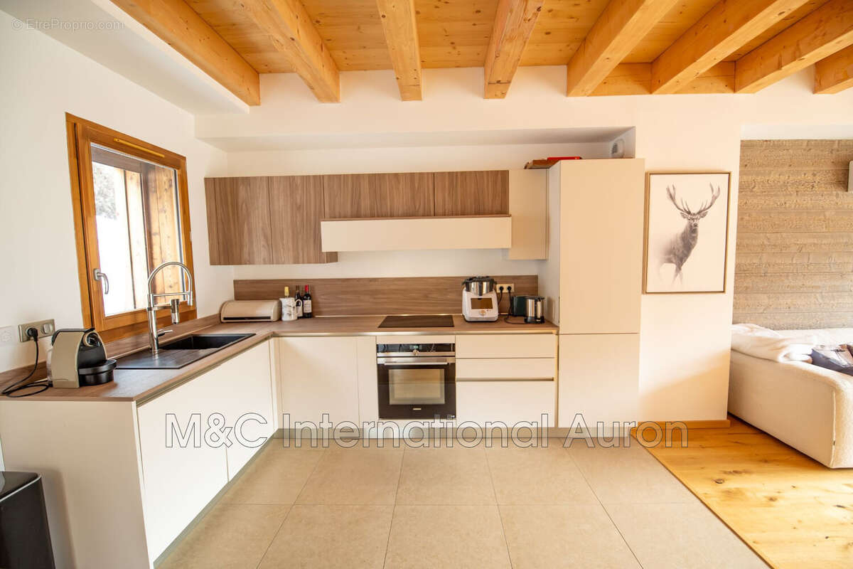 Appartement à SAINT-ETIENNE-DE-TINEE