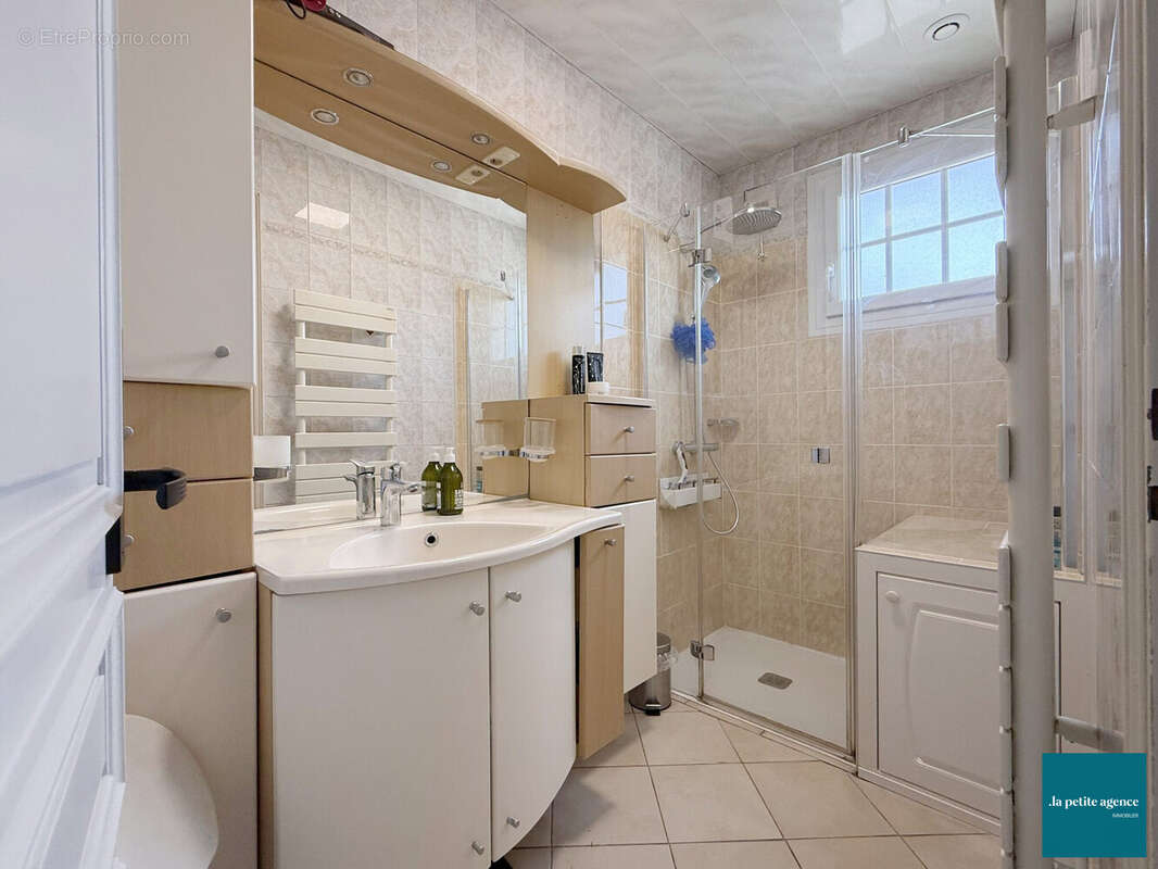 Maison 121 m² à Bretteville  - photo 9