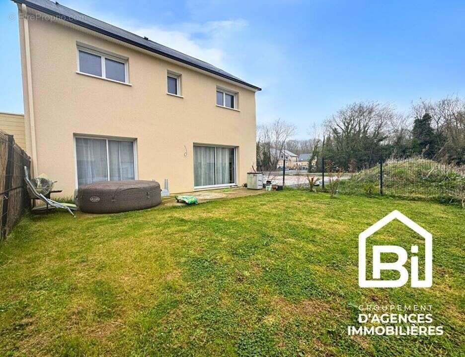 Maison à OUISTREHAM