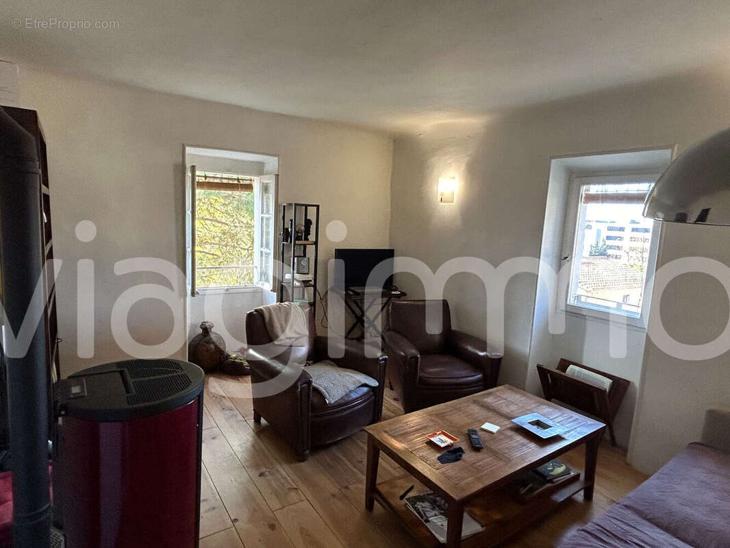 Appartement à MARSEILLE-12E