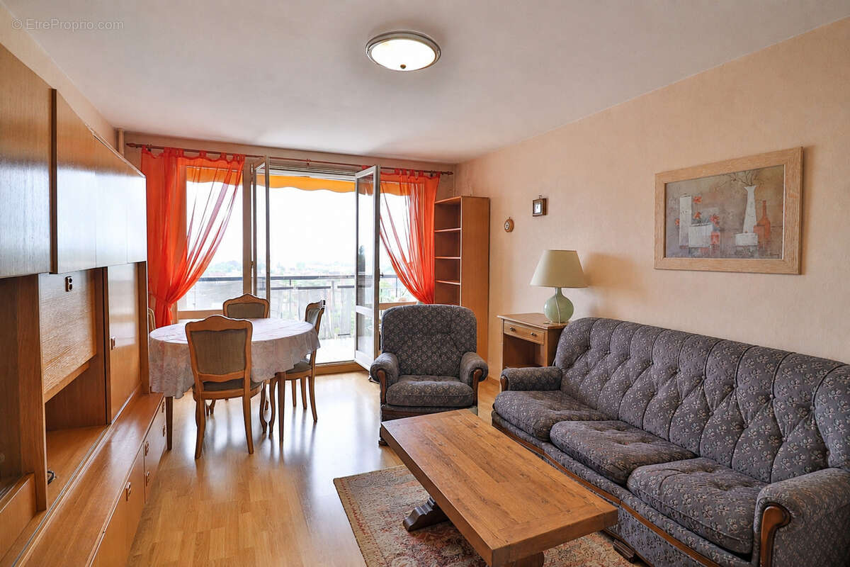 Appartement à SAINT-ANDRE-LES-VERGERS
