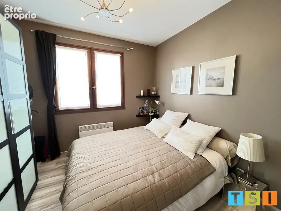 Saint-Laurent de Neste : Maison de plain-pied avec beau potentiel :110 m² habitables sur 878 m² de terrain. - photo 6