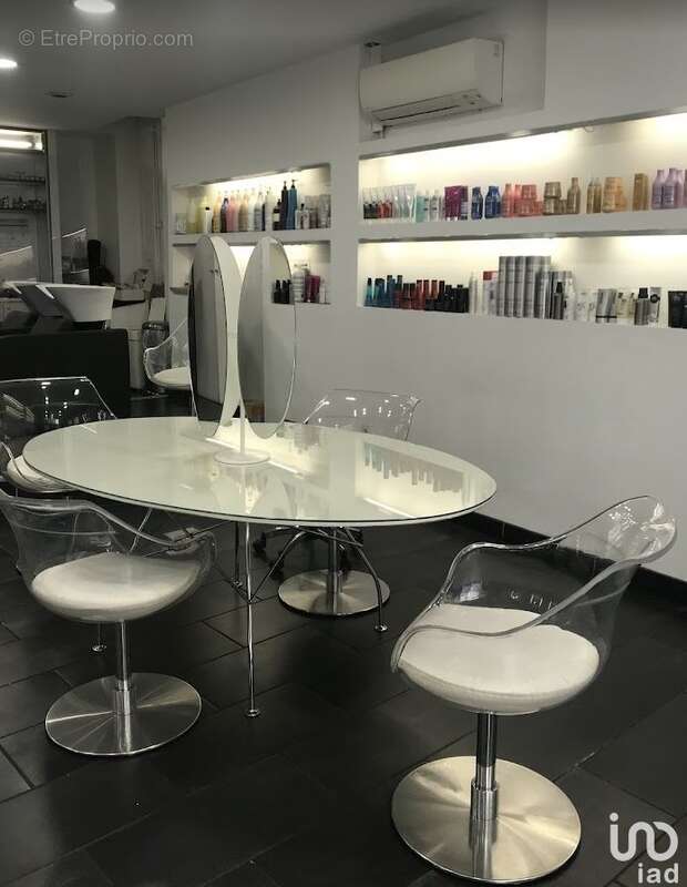 Photo 2 - Commerce à MARSEILLE-6E