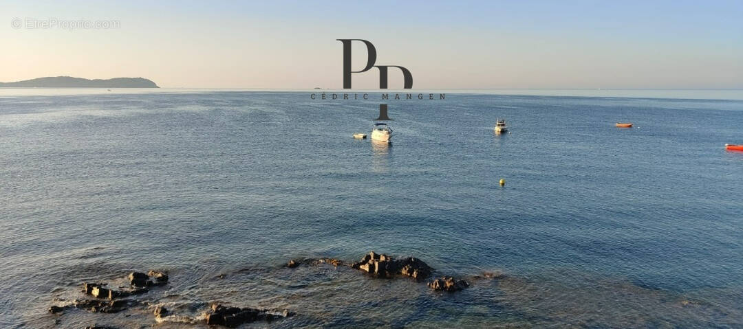 Maison à CARQUEIRANNE