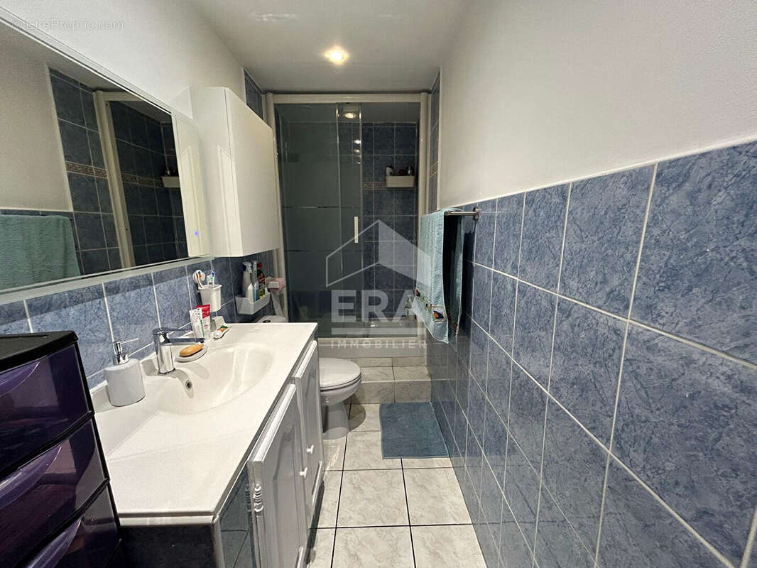 Appartement à MARSEILLE-16E