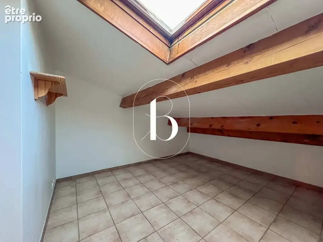 Maison 94 m² à Goudargues  - photo 13